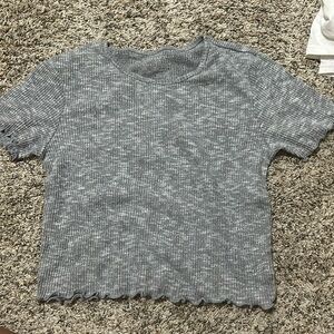 gray cropped t-shirt with little ruffles